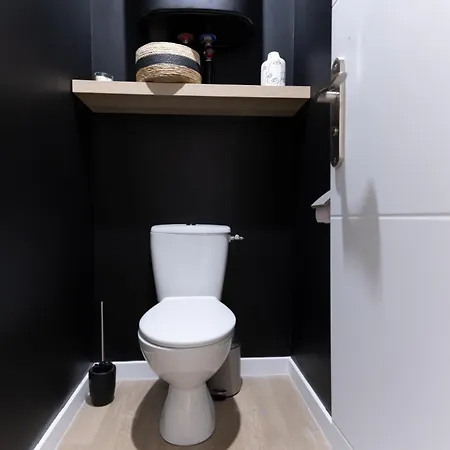 Marque Neo Art Apartment